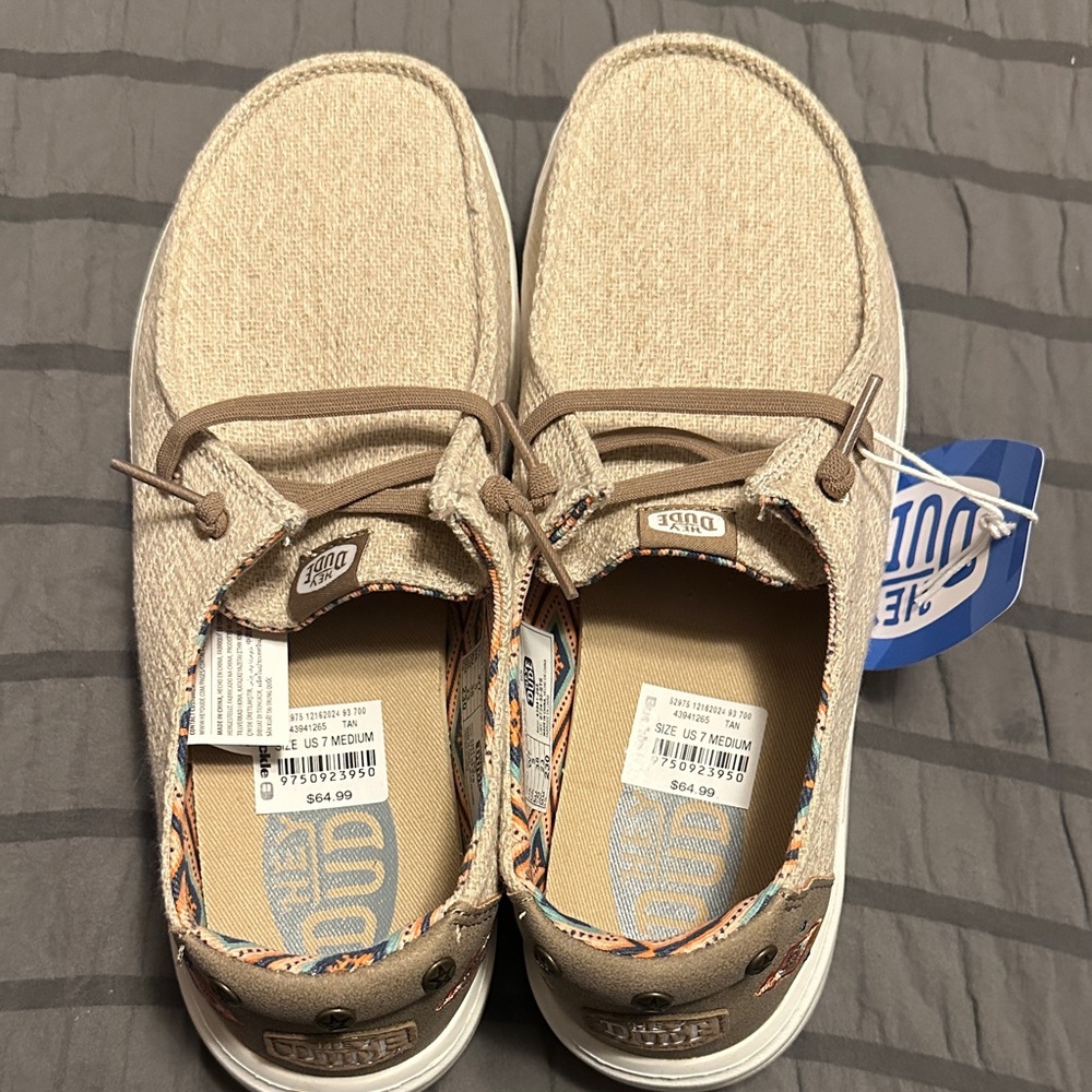 Hey Dude Women's Light Tan Flats